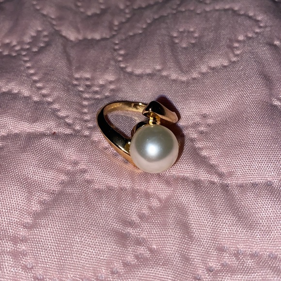 Pearl ring - Picture 1 of 4